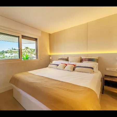 Ibiza, Santa Eulalia Junto Playa *