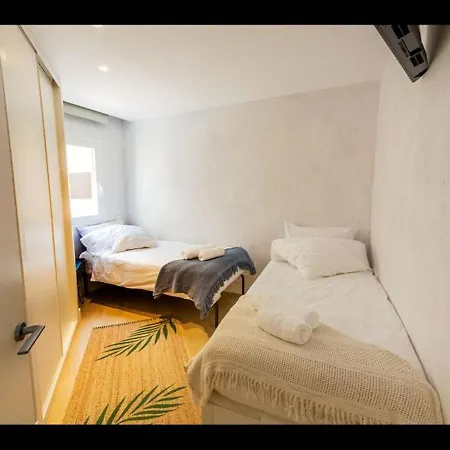 Ibiza, Santa Eulalia Junto Playa Apartment *